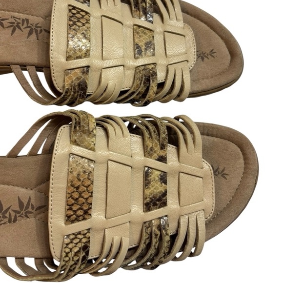 Easy Spirit Ellis Beige and Brown Snakeskin Leather Slip On Sandals Size 7.5 - Picture 8 of 13
